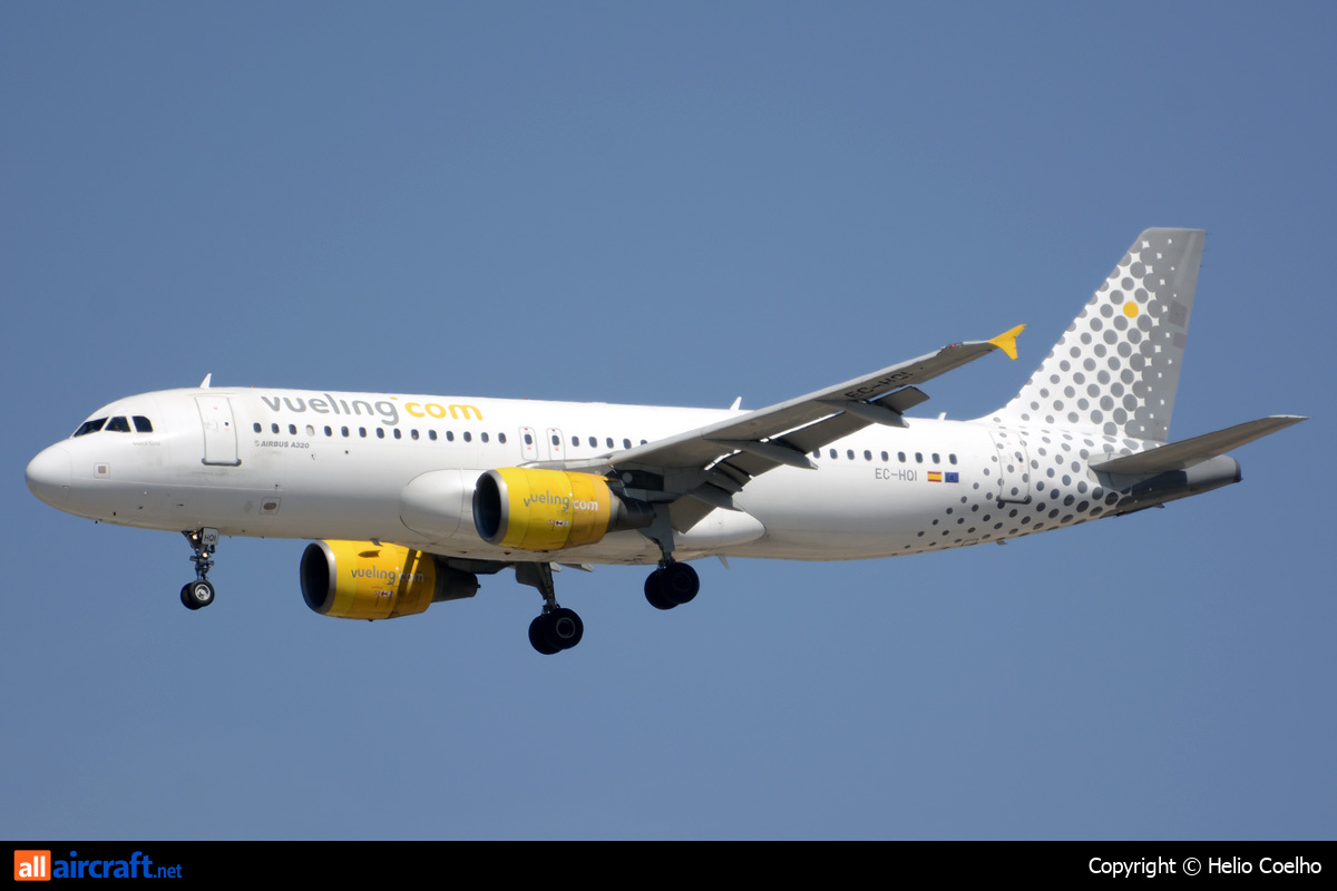 EC-HQI · Airbus A320-214 · (IBZ / LEIB)