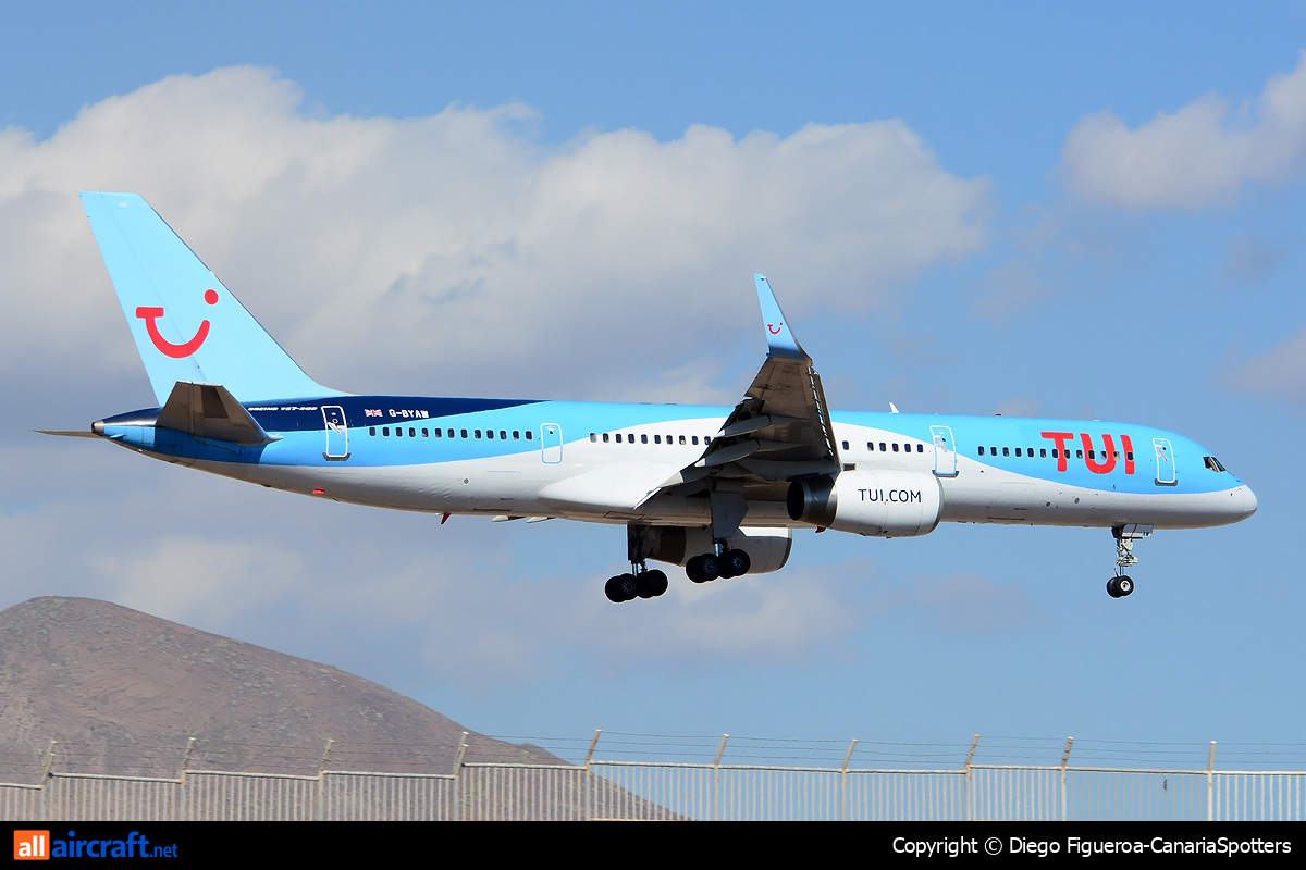 G-BYAW · Boeing 757-204(WL) · (LPA / GCLP)