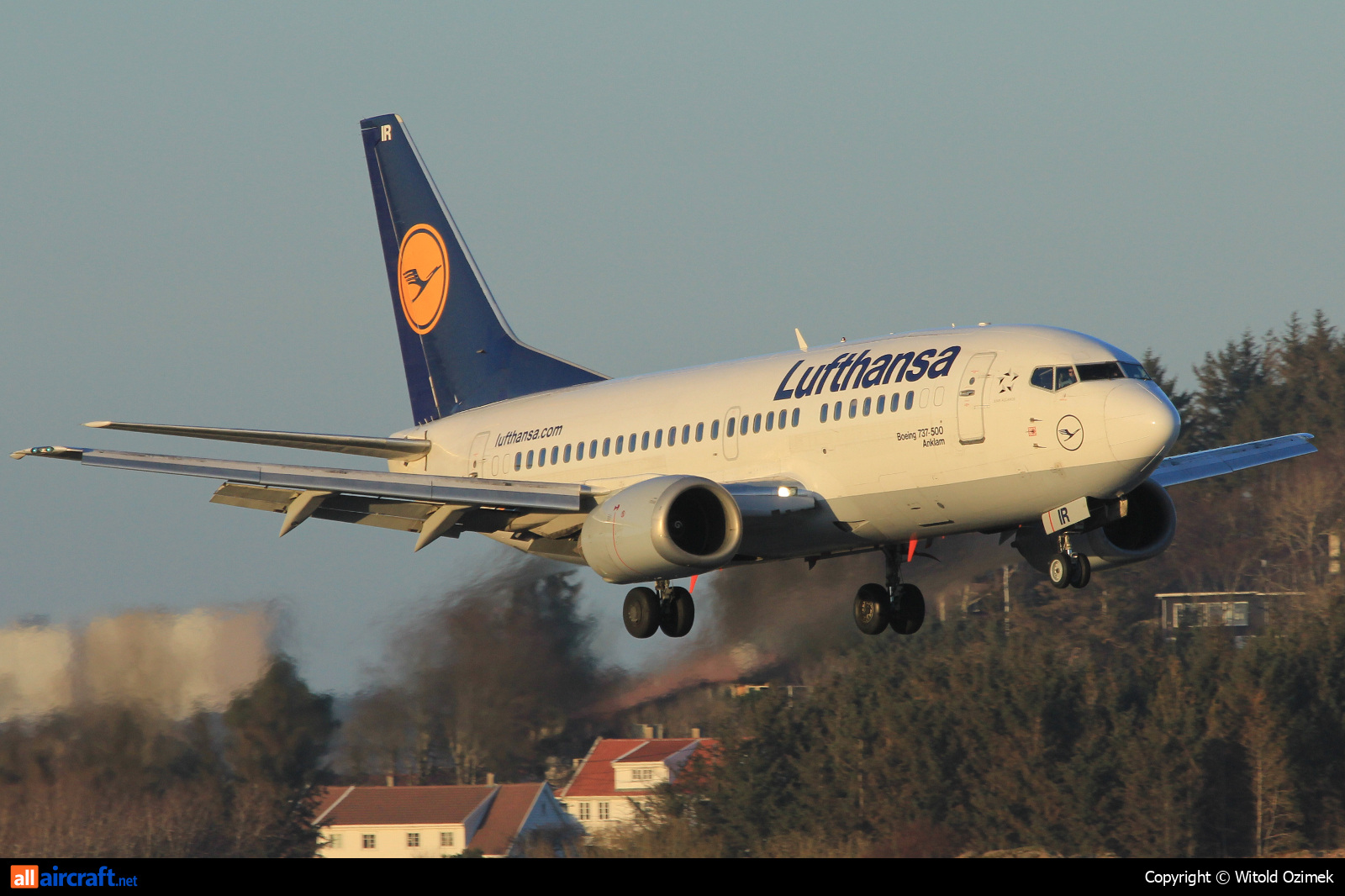 D-ABIR · Boeing 737-530 · (SVG / ENZV)