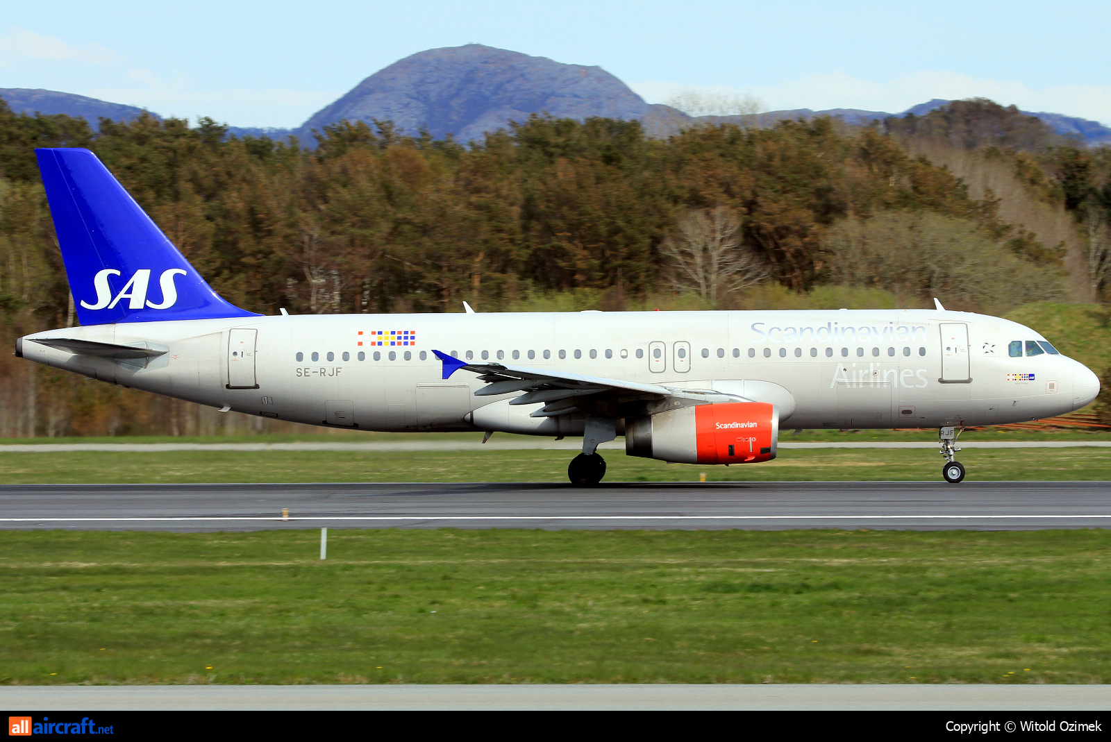 SE-RJF · Airbus A320-232 · (SVG / ENZV)