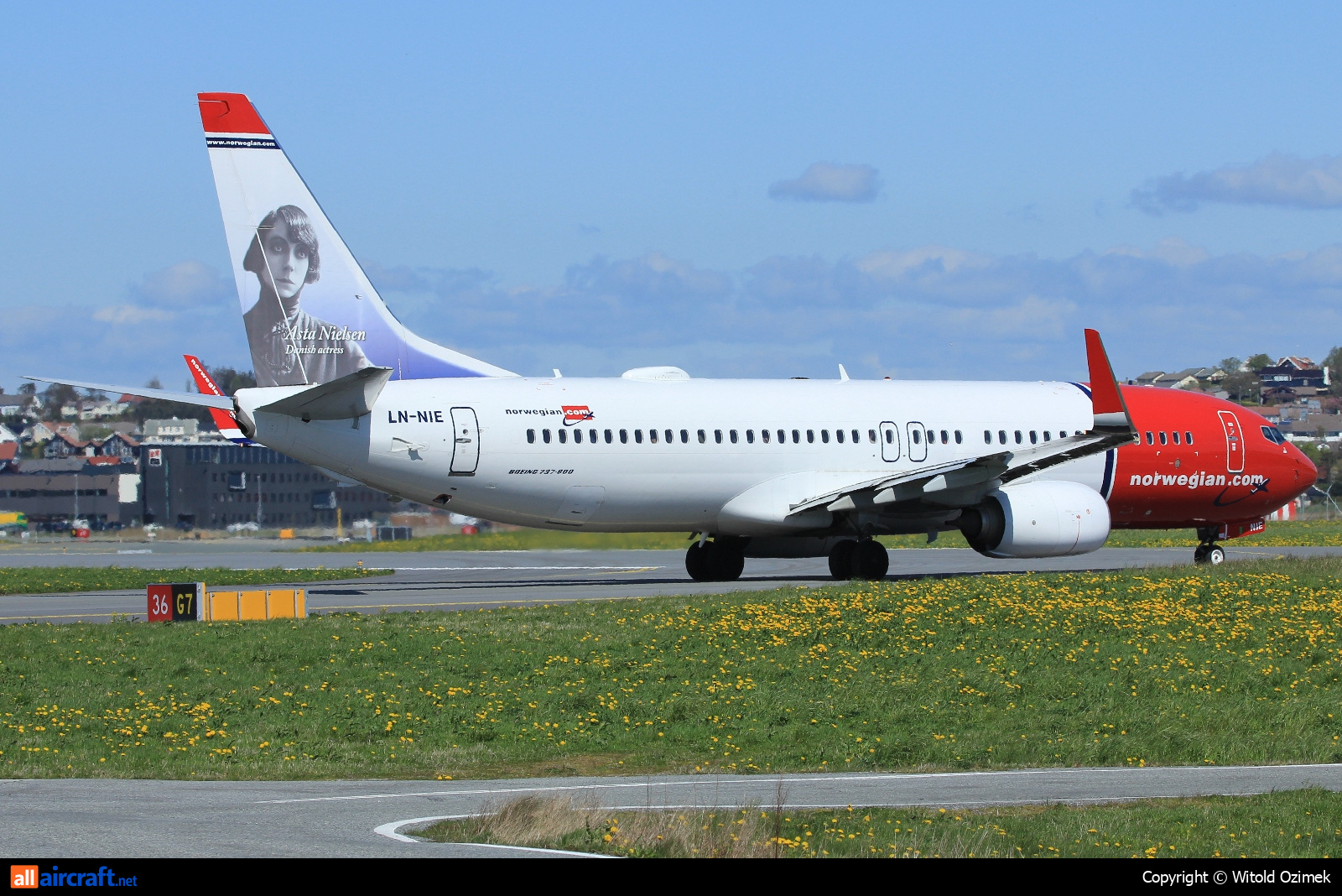 LN-NIE · Boeing 737-8JP(WL) · (SVG / ENZV)