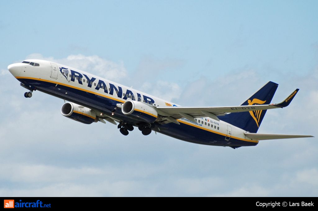 EI-DYB · Boeing 737-8AS(WL) · (BHX / EGBB)