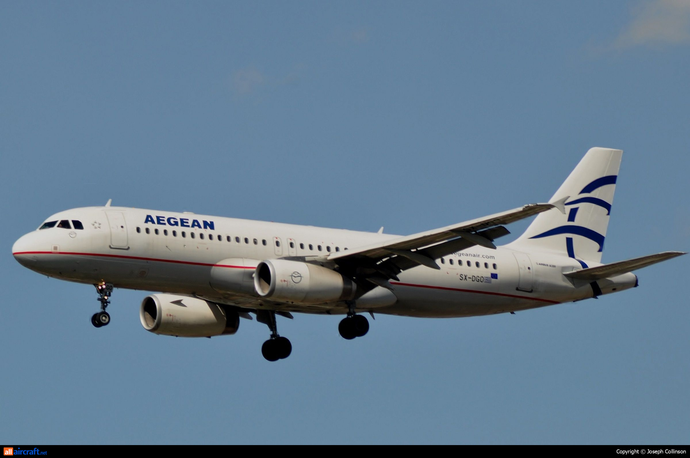 SX-DGO · Airbus A320-232 · (LHR / EGLL)