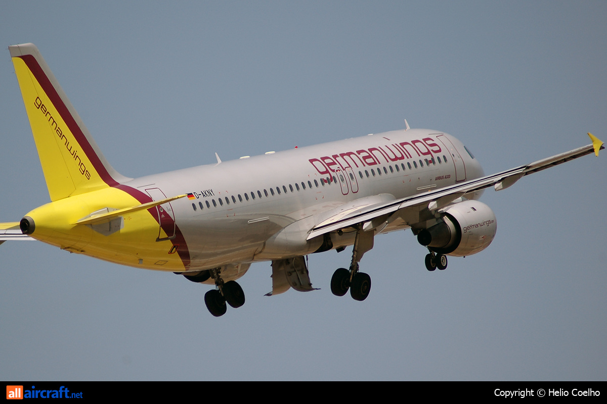 D-AKNY · Airbus A320-212 · (LIS / LPPT)