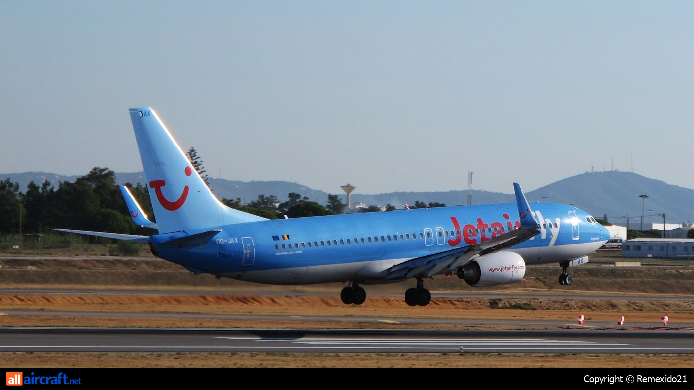 OO-JAX · Boeing 737-8K5(WL) · (FAO / LPFR)