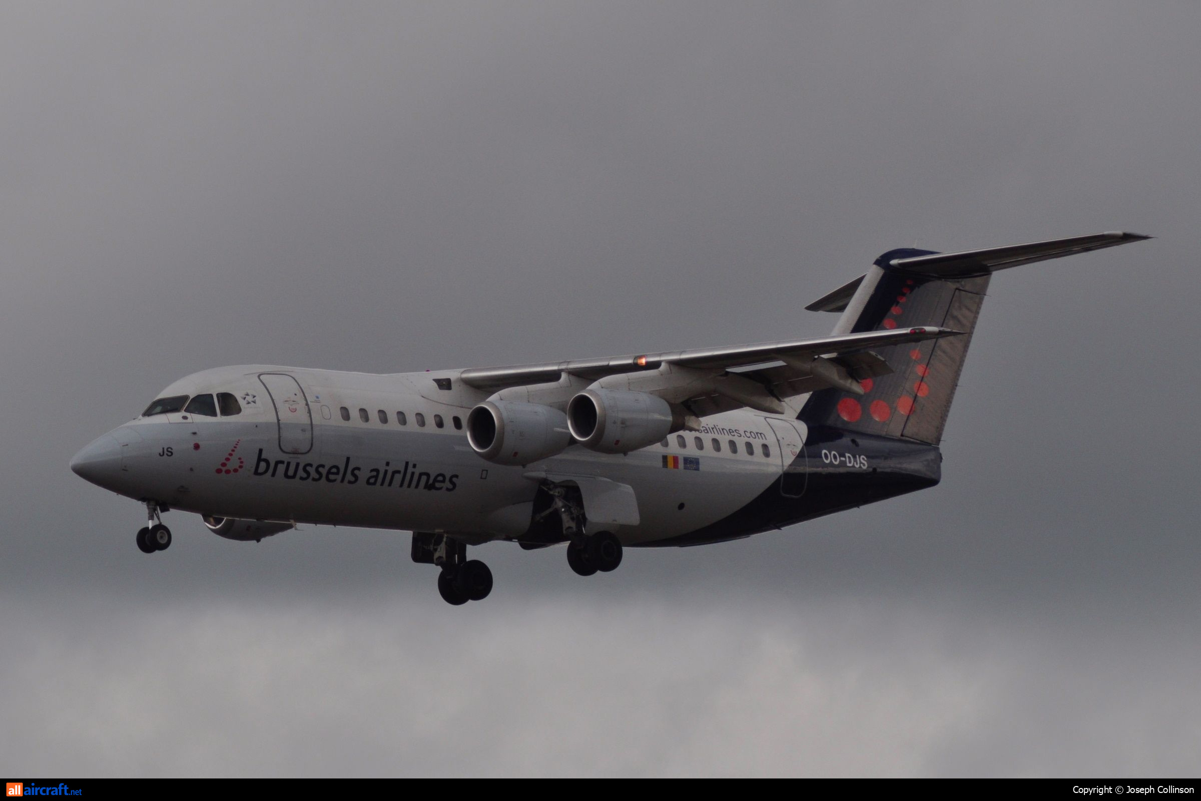 OO-DJS · British Aerospace Avro RJ85 · (LHR / EGLL)