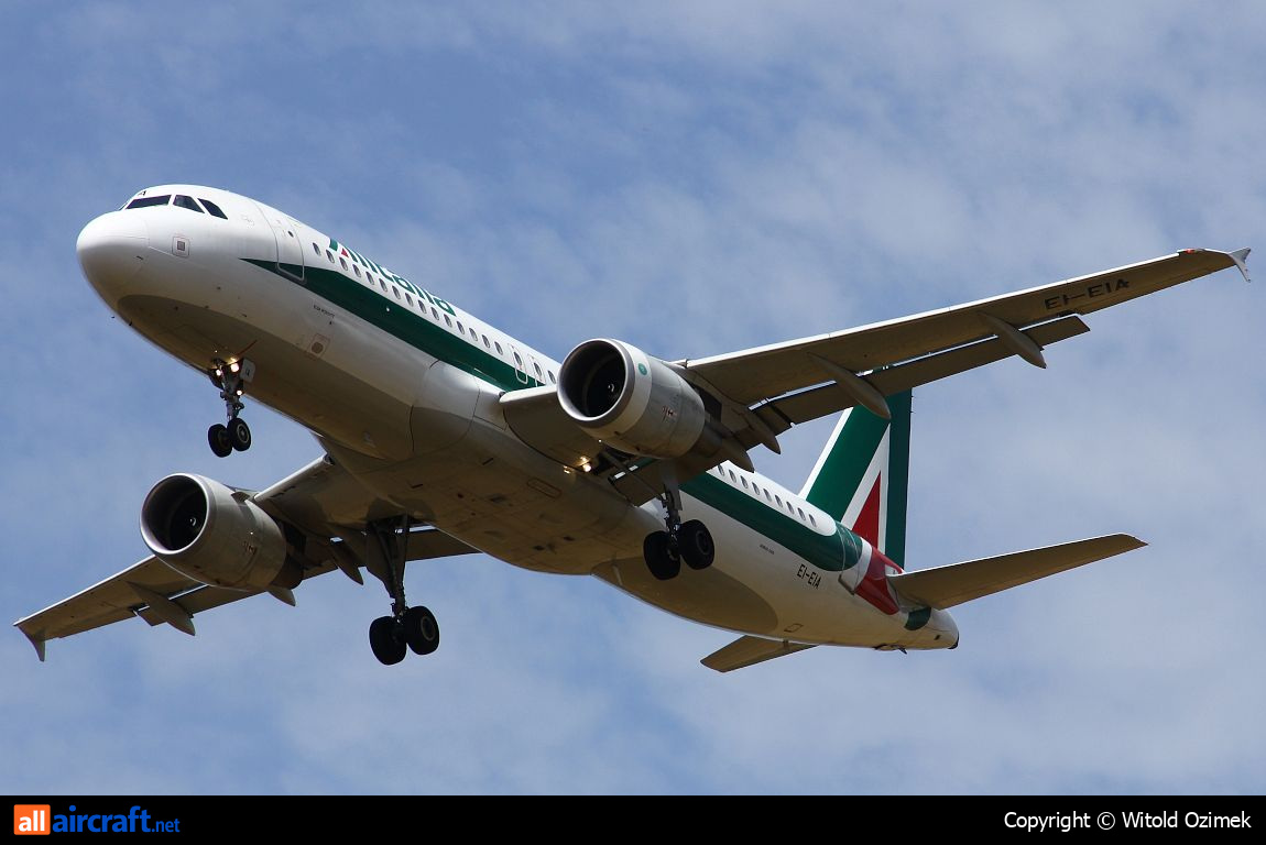 EI-EIA · Airbus A320-216 · (FCO / LIRF)
