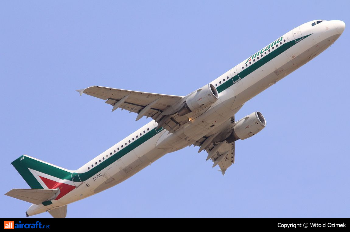 EI-IXV · Airbus A321-112 · (FCO / LIRF)