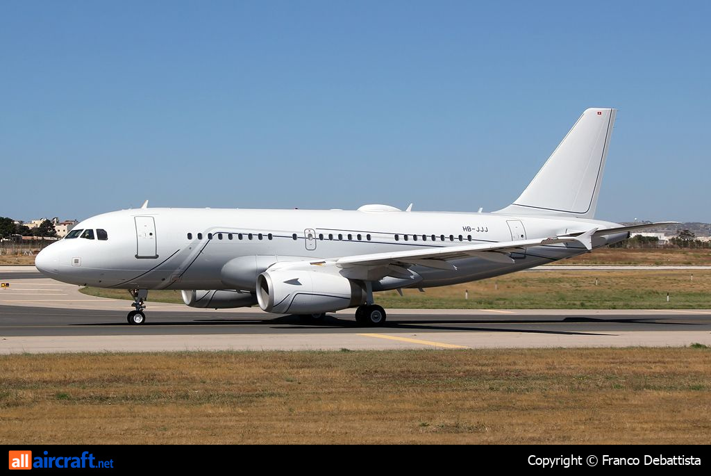 HB-JJJ · Airbus A319-133(CJ) · (MLA / LMML)