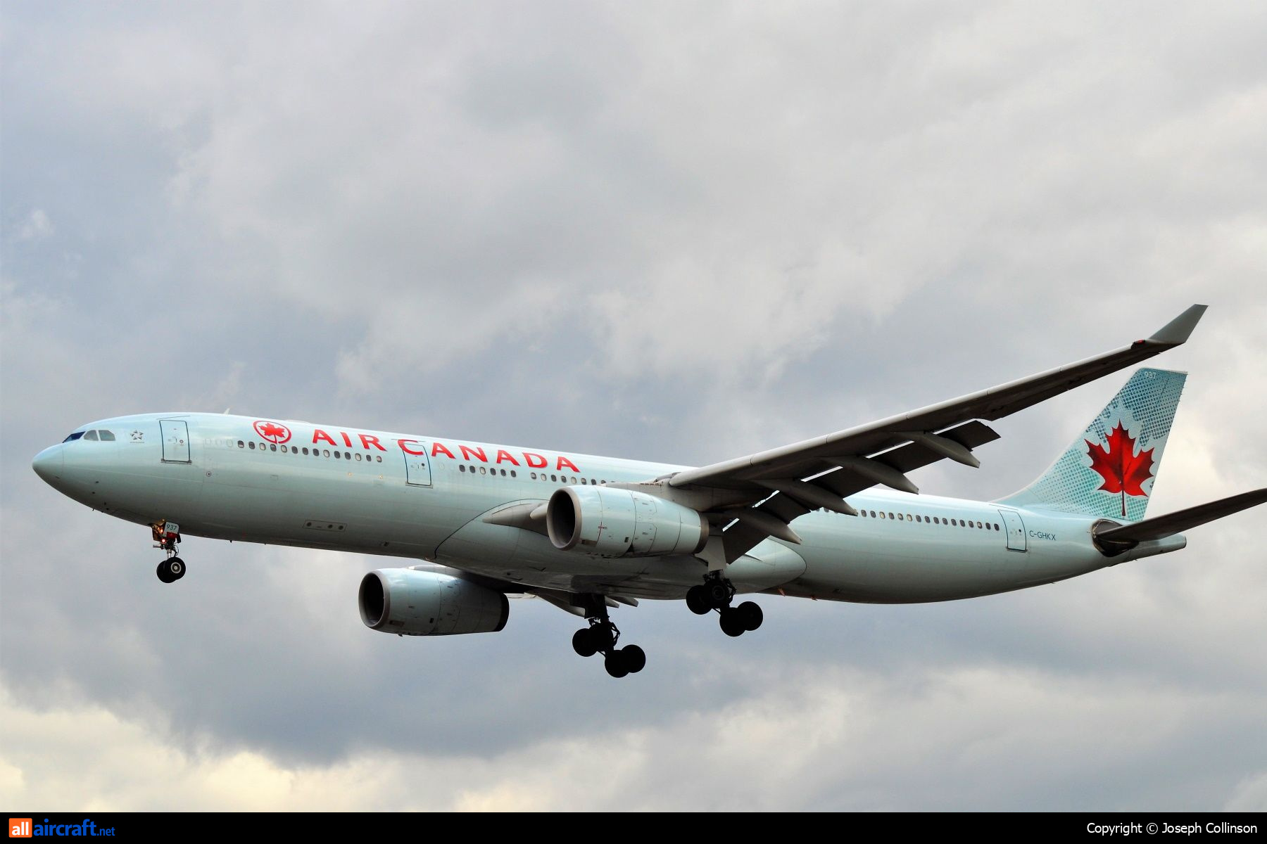 C-GHKX · Airbus A330-343 · (LHR / EGLL)
