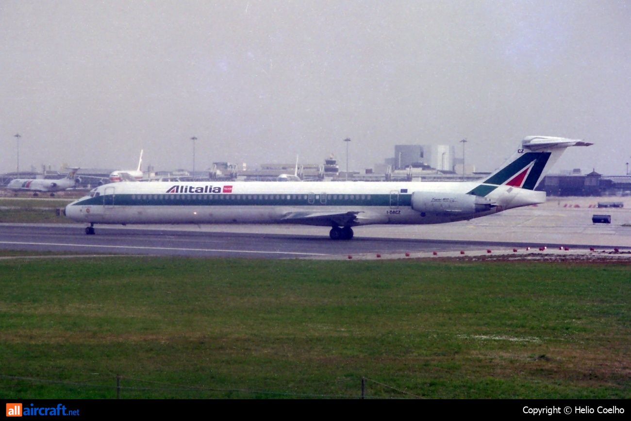 I-DACZ · McDonnell Douglas MD-82 · (LIS / LPPT)