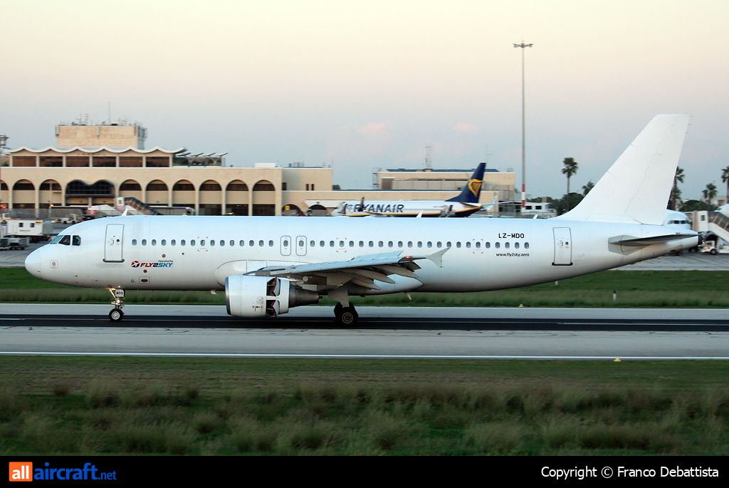 LZ-MDO · Airbus A320-214 · (MLA / LMML)