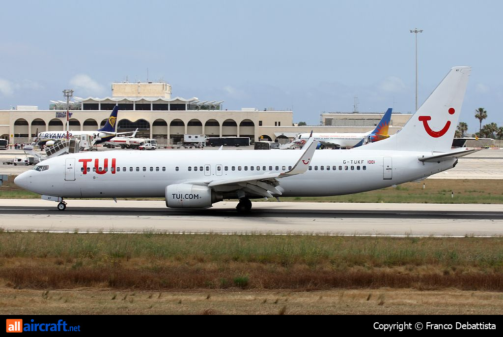 G-TUKF · Boeing 737-8AS(WL) · (MLA / LMML)