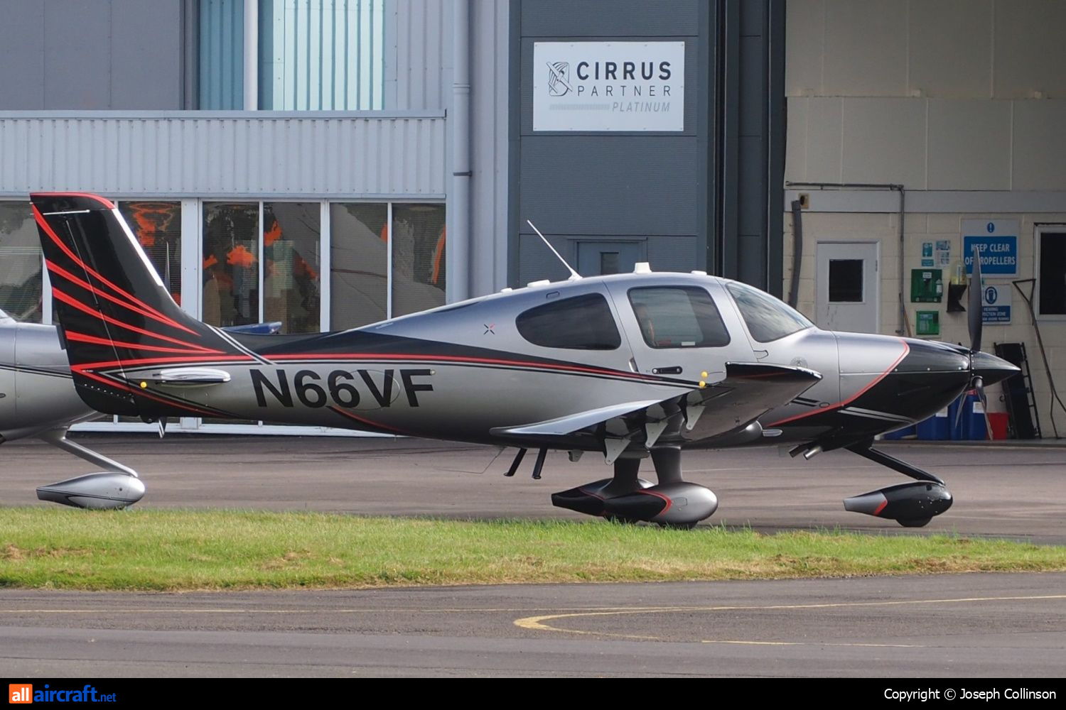 N66VF · Cirrus SR22 · (GLO / EGBJ)