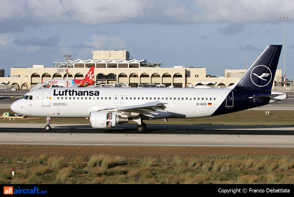 D-AIZD · Airbus A320-214 · (MLA / LMML)