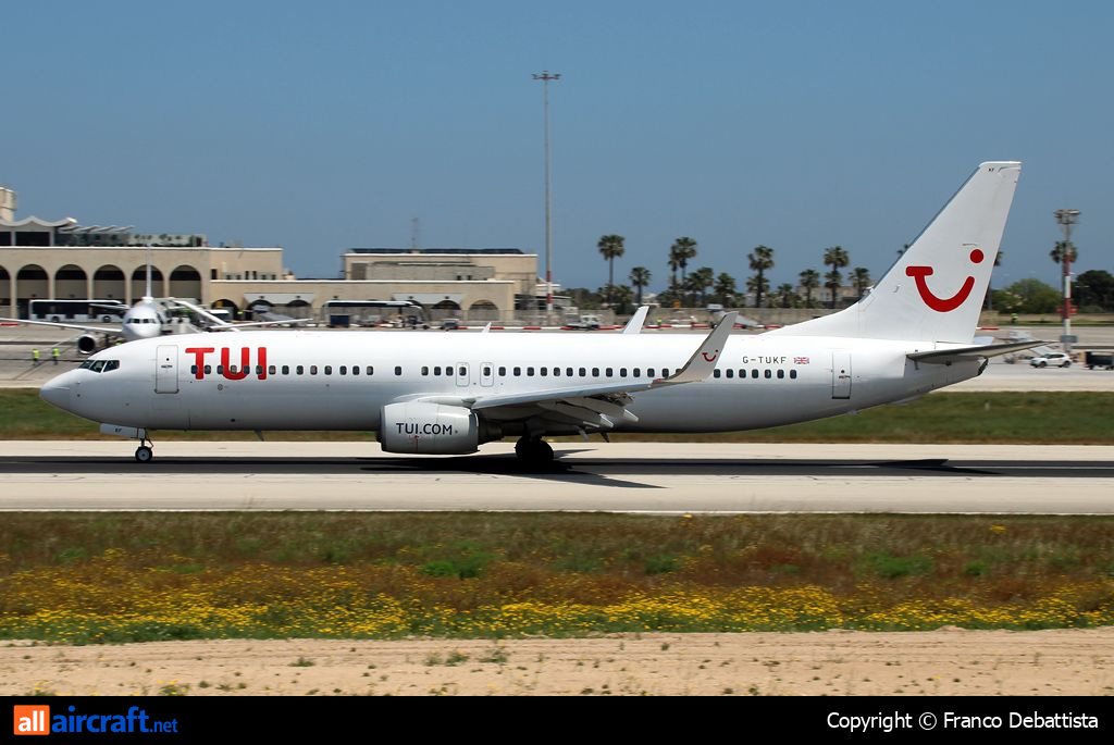 G-TUKF · Boeing 737-8AS(WL) · (MLA / LMML)