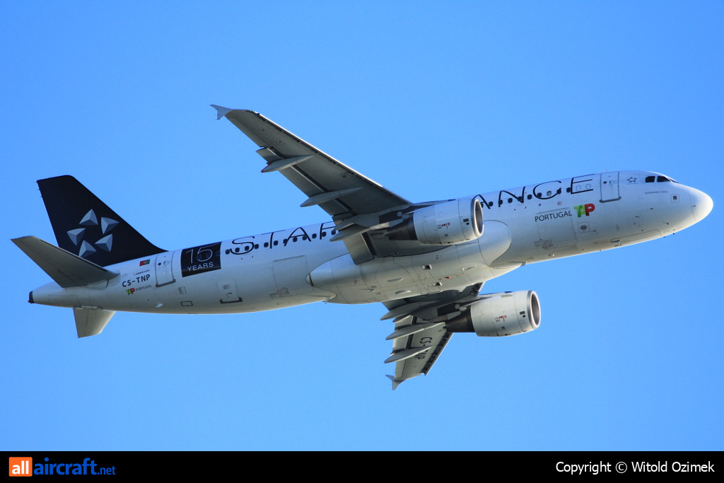 CS-TNP · Airbus A320-214 · (FCO / LIRF)