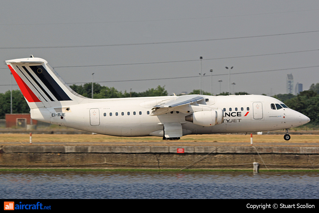 EI-RJE · British Aerospace Avro RJ85 · (LCY / EGLC)